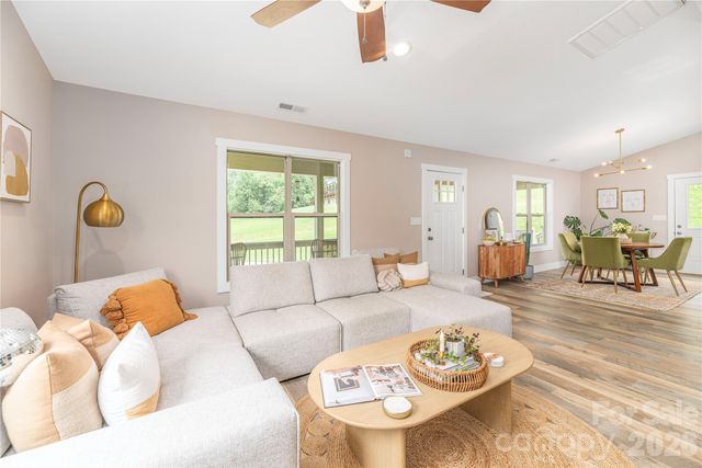 38 Sunrise Drive, Mars Hill, NC 28754