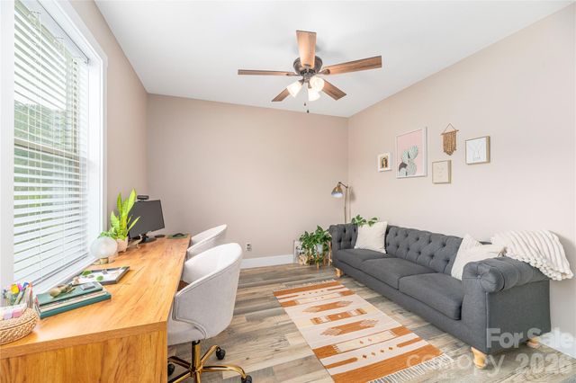 38 Sunrise Drive, Mars Hill, NC 28754