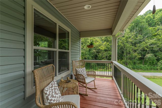 38 Sunrise Drive, Mars Hill, NC 28754