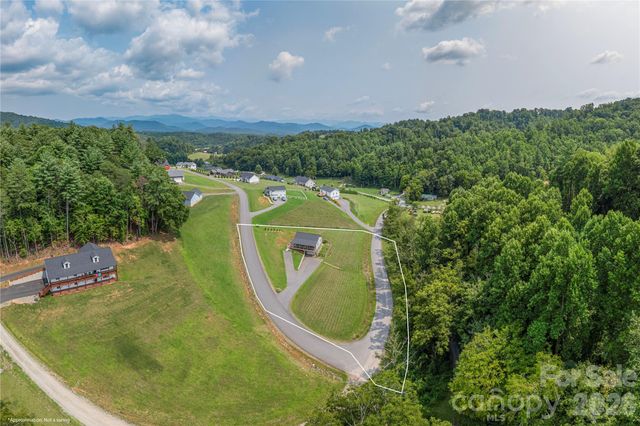 38 Sunrise Drive, Mars Hill, NC 28754