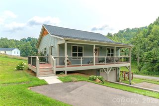 38 Sunrise Drive, Mars Hill, NC 28754