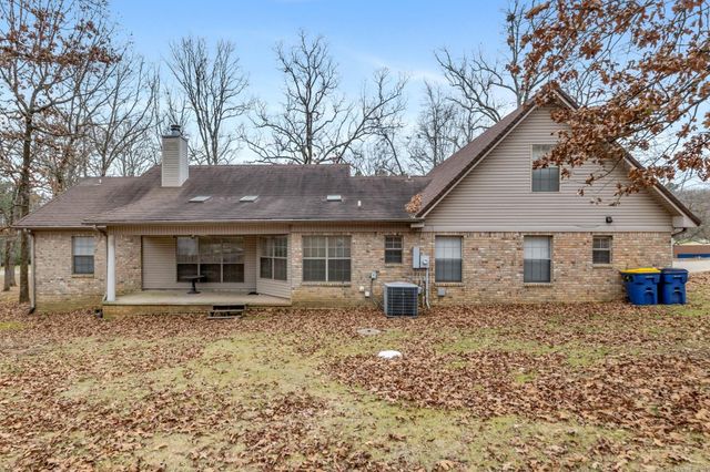 296 Deer Creek Drive, Cabot, AR 72023
