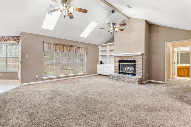 296 Deer Creek Drive, Cabot, AR 72023