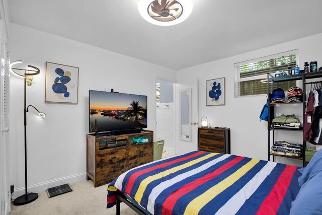 1209 Truman Ave Apt 5, Key West, FL 33040