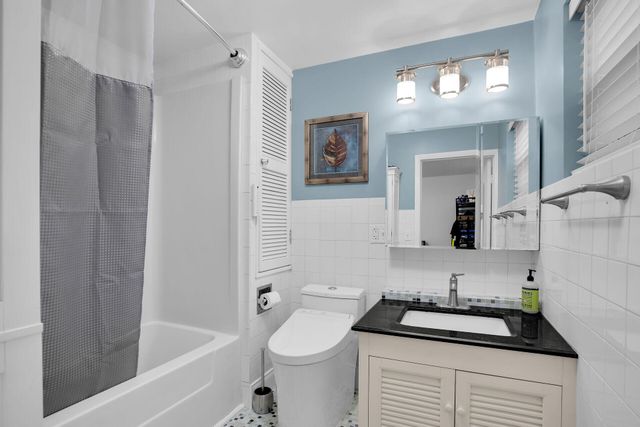 1209 Truman Ave Apt 5, Key West, FL 33040