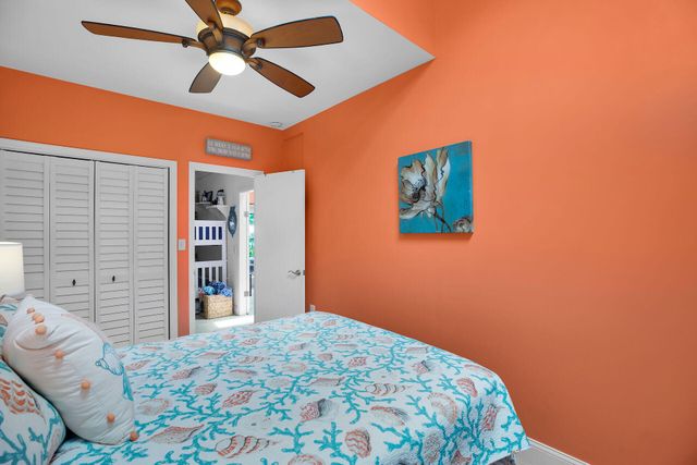 1209 Truman Ave Apt 5, Key West, FL 33040