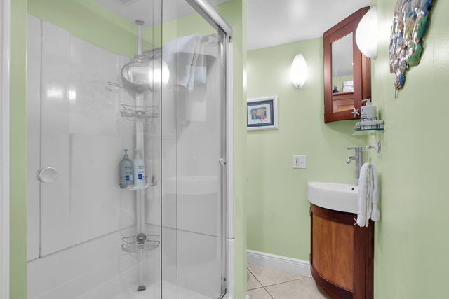 1209 Truman Ave Apt 5, Key West, FL 33040