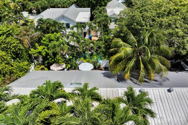 1209 Truman Ave Apt 5, Key West, FL 33040