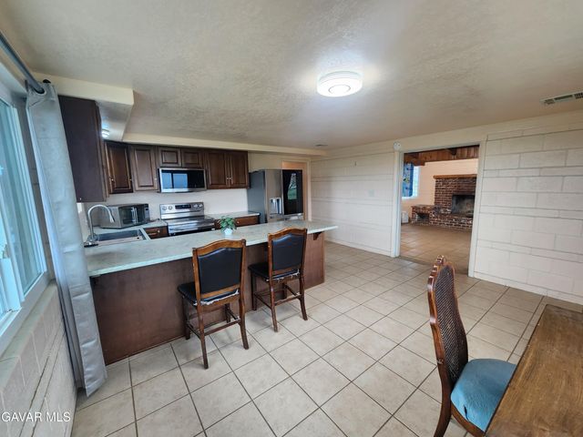 49630 105th Street, Lancaster, CA 93536