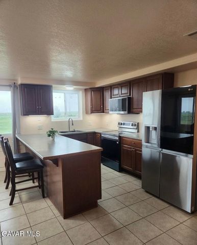 49630 105th Street, Lancaster, CA 93536