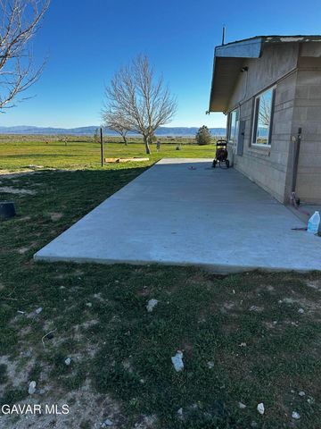 49630 105th Street, Lancaster, CA 93536