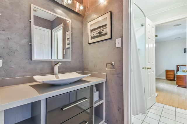 102 Del Mar Street, Kemah, TX 77565