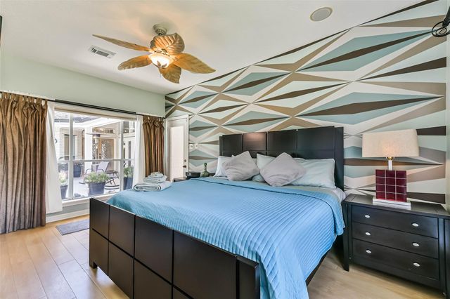 102 Del Mar Street, Kemah, TX 77565