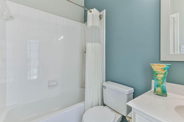 102 Del Mar Street, Kemah, TX 77565