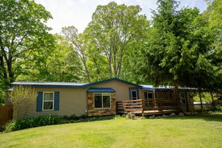 4658 W Fern Glen, Fremont, MI 49412