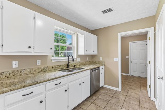 1604 Cason Trl, Murfreesboro, TN 37128