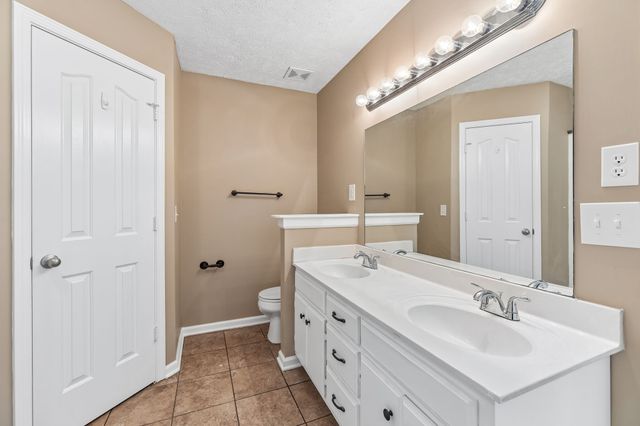 1604 Cason Trl, Murfreesboro, TN 37128