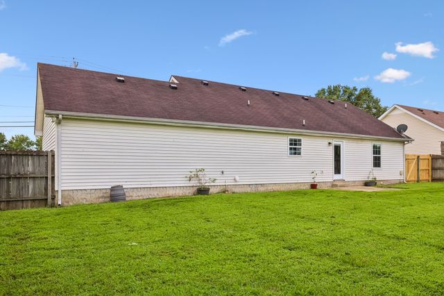 1604 Cason Trl, Murfreesboro, TN 37128