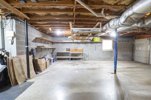 396 Solitude Cir, Goodlettsville, TN 37072