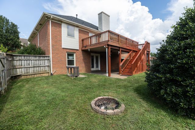 396 Solitude Cir, Goodlettsville, TN 37072