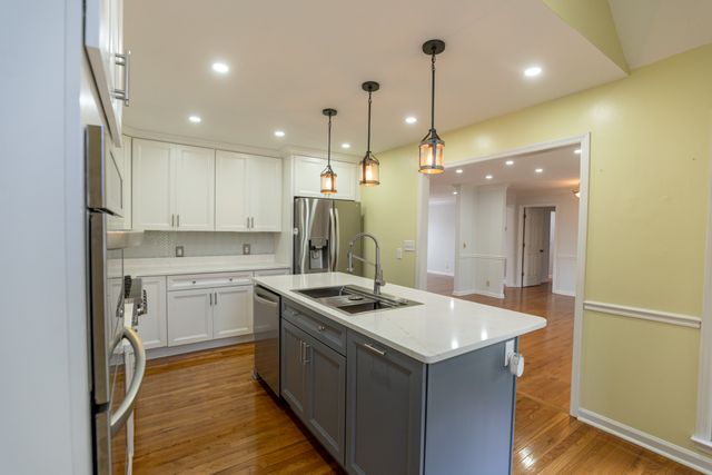 396 Solitude Cir, Goodlettsville, TN 37072