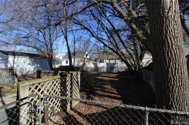 730 Alvord Avenue, Flint, MI 48507