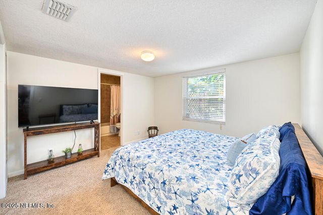 1216 21ST Street N, Jacksonville Beach, FL 32250