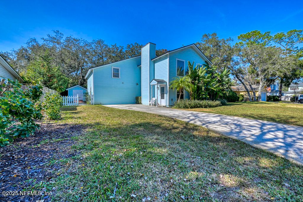 1216 21ST Street N, Jacksonville Beach, FL 32250