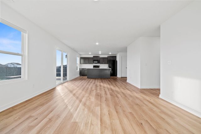 1122 E Plum Creek Road, Nixa, MO 65714