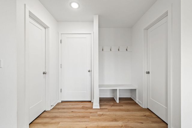 1122 E Plum Creek Road, Nixa, MO 65714