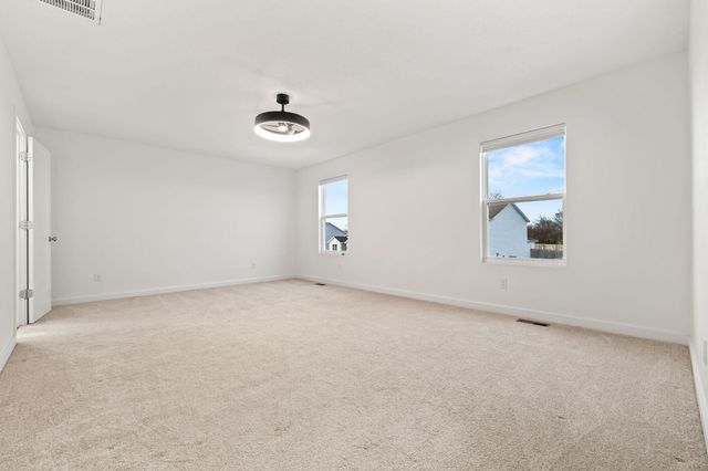 1122 E Plum Creek Road, Nixa, MO 65714