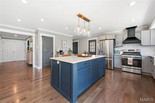 1204 Cedar Creek Road, Chesterfield, MO 63017