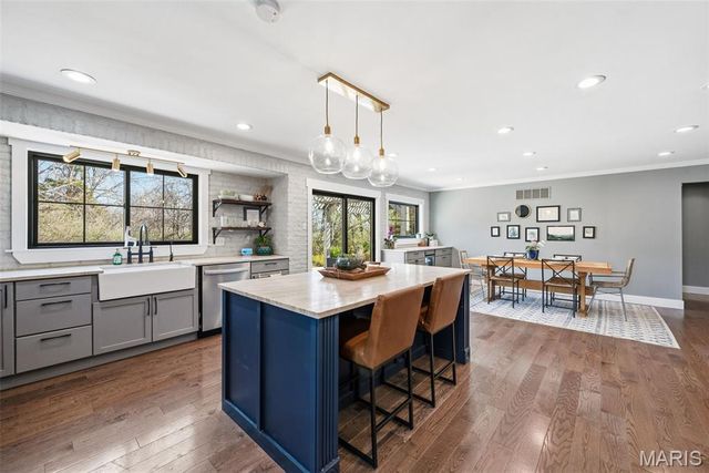 1204 Cedar Creek Road, Chesterfield, MO 63017