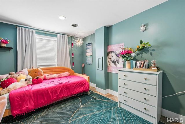 1204 Cedar Creek Road, Chesterfield, MO 63017