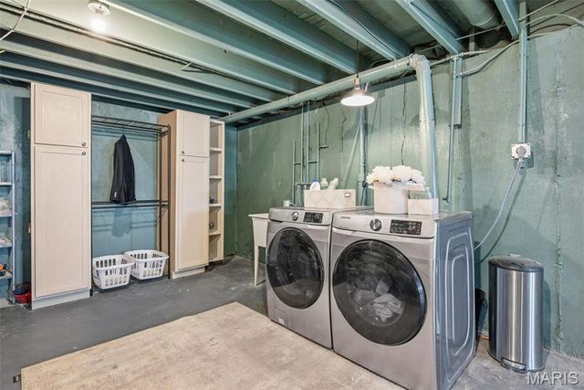 1204 Cedar Creek Road, Chesterfield, MO 63017