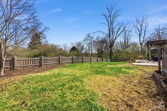 1204 Cedar Creek Road, Chesterfield, MO 63017