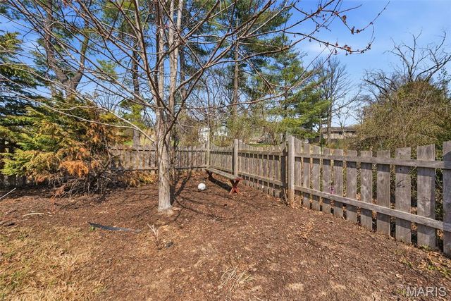 1204 Cedar Creek Road, Chesterfield, MO 63017