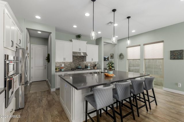 2332 W CEDAR RIDGE Road, Phoenix, AZ 85085