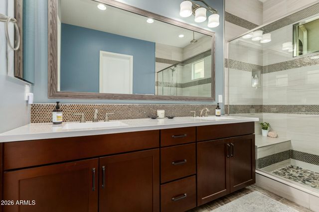 2332 W CEDAR RIDGE Road, Phoenix, AZ 85085