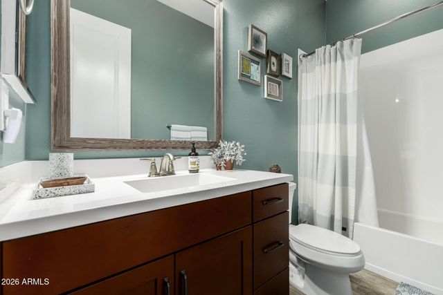 2332 W CEDAR RIDGE Road, Phoenix, AZ 85085