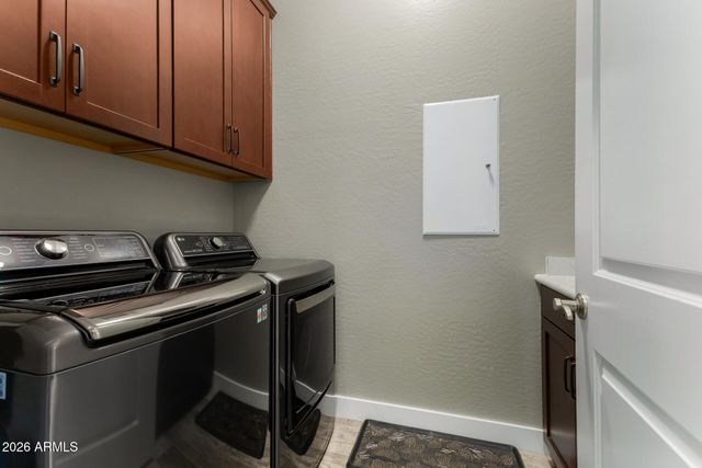 2332 W CEDAR RIDGE Road, Phoenix, AZ 85085