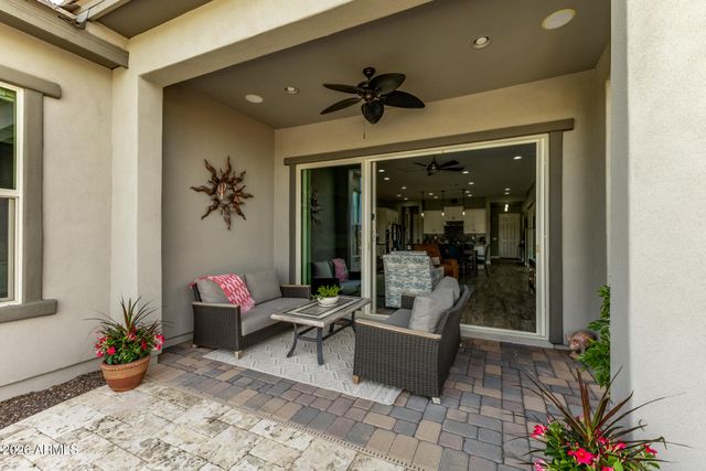 2332 W CEDAR RIDGE Road, Phoenix, AZ 85085