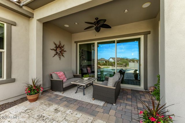 2332 W CEDAR RIDGE Road, Phoenix, AZ 85085