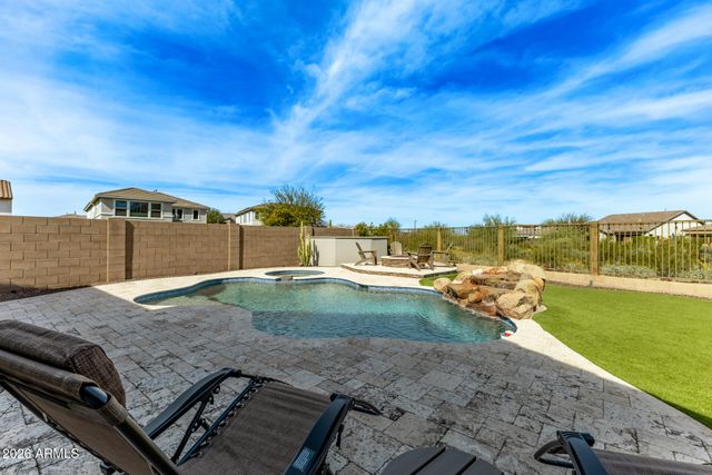 2332 W CEDAR RIDGE Road, Phoenix, AZ 85085