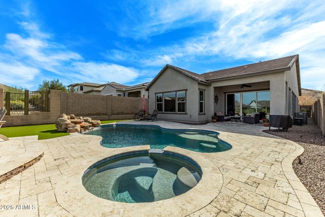 2332 W CEDAR RIDGE Road, Phoenix, AZ 85085