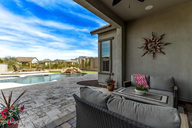 2332 W CEDAR RIDGE Road, Phoenix, AZ 85085