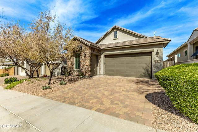 2332 W CEDAR RIDGE Road, Phoenix, AZ 85085