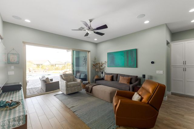 2332 W CEDAR RIDGE Road, Phoenix, AZ 85085