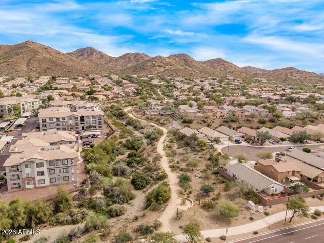 2332 W CEDAR RIDGE Road, Phoenix, AZ 85085