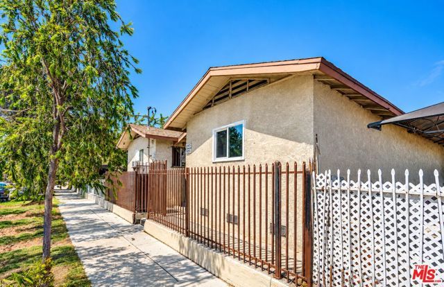 1145 E 33rd Street, Los Angeles, CA 90011